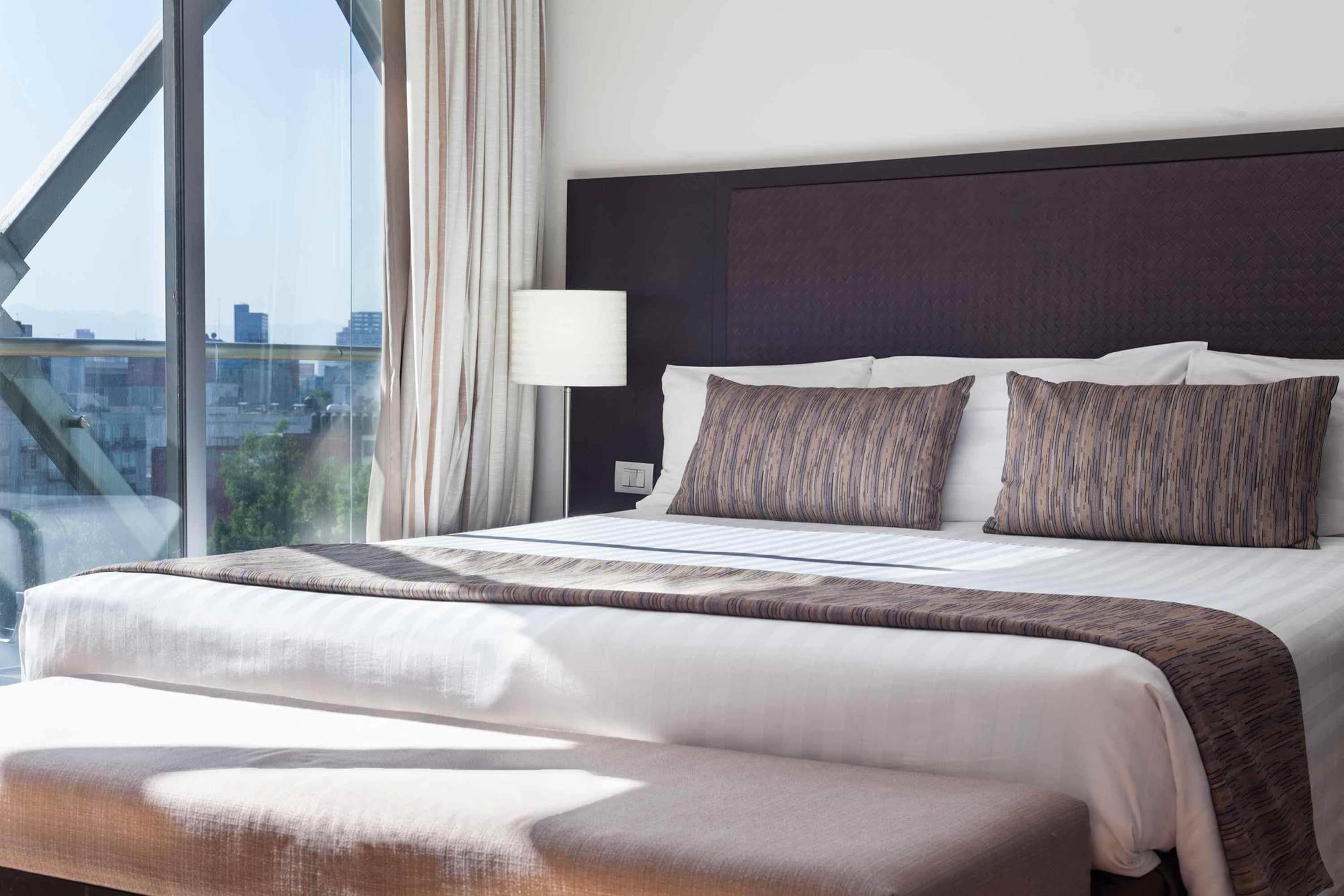 Exe Suites Reforma Мехико Экстерьер фото